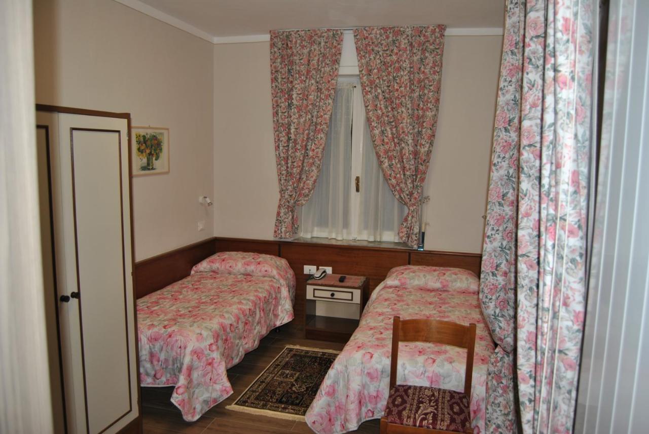 Hotel Villa Mon Toc Стреза Екстер'єр фото