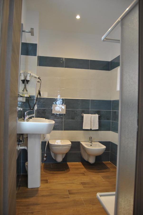 Hotel Villa Mon Toc Стреза Екстер'єр фото